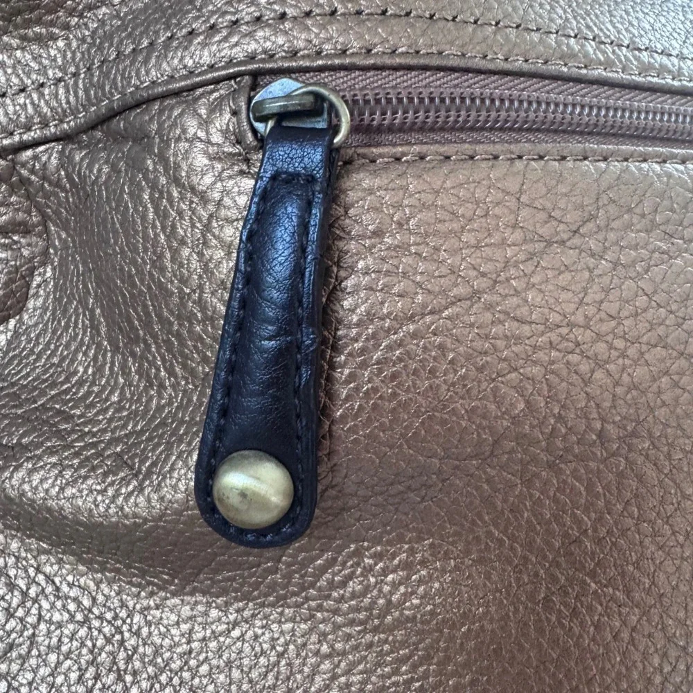 Tignanello Bronze Gold Metallic Pebbled‎ Leather shoulder Bag Y2K Hobo Purse